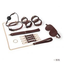 Kit BDSM Com Ball Gag Vendas E Grilhões De Couro e Bolsa Luxury BDSM Bondage Mordaça Coleira Máscara