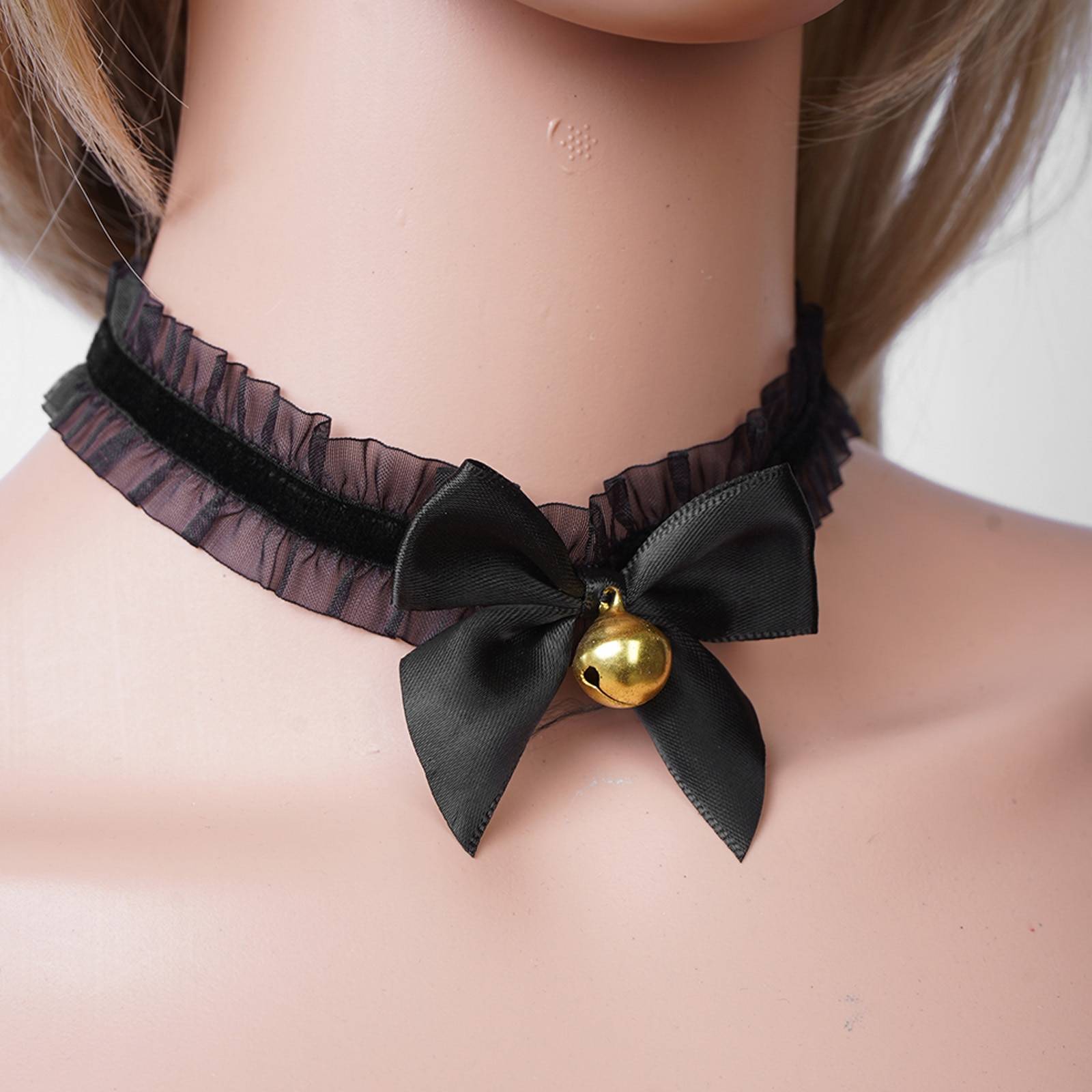 Lolitas de cuello para mujer, gargantilla de corazón de encaje Vintage hecha a mano para mujer, Collar gótico con lazo y campana, accesorios