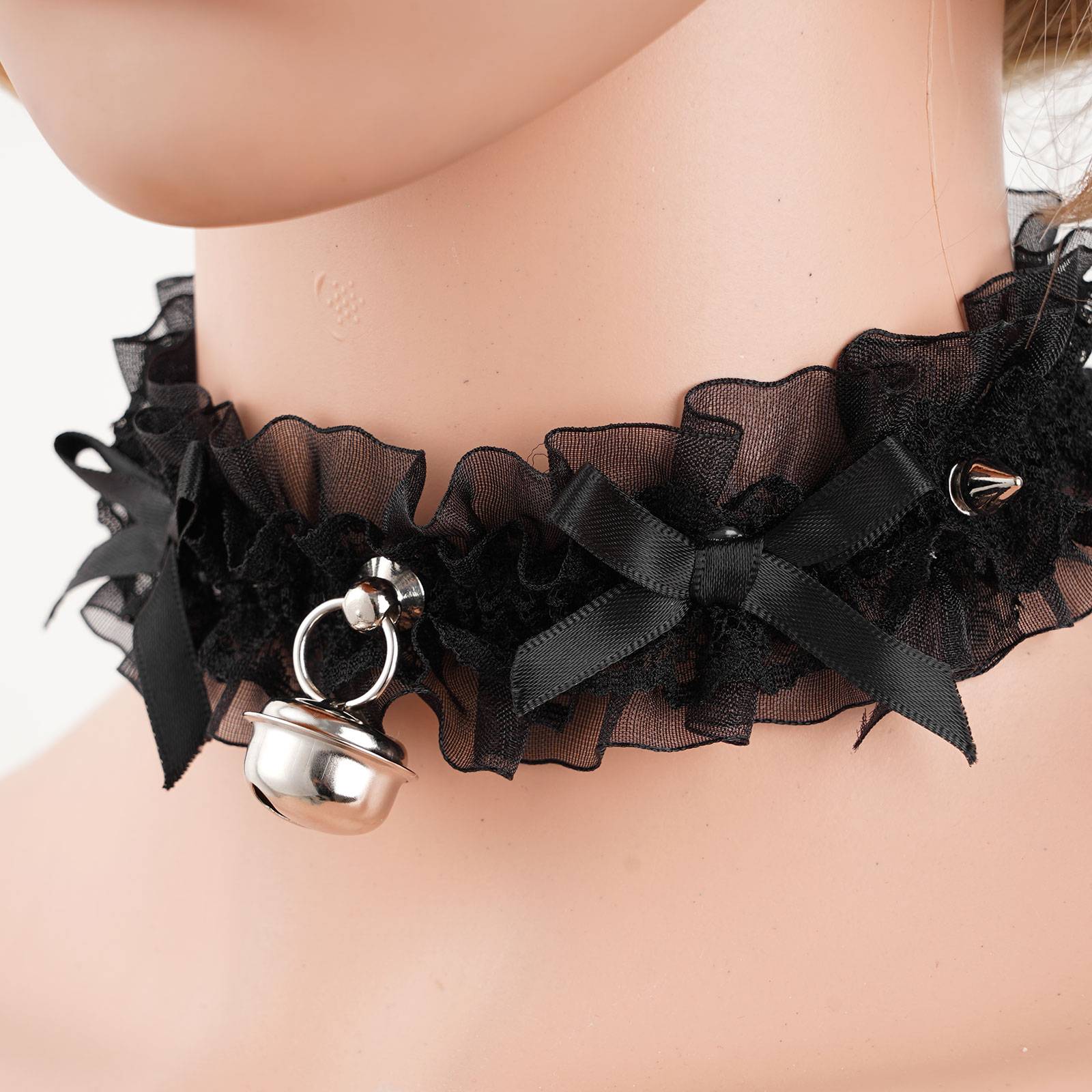 Lolitas de cuello para mujer, gargantilla de corazón de encaje Vintage hecha a mano para mujer, Collar gótico con lazo y campana, accesorios