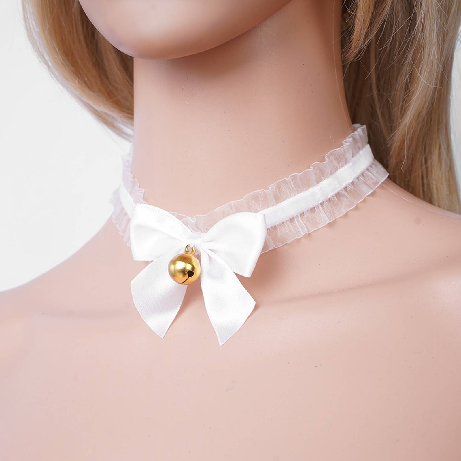 Lolitas de cuello para mujer, gargantilla de corazón de encaje Vintage hecha a mano para mujer, Collar gótico con lazo y campana, accesorios