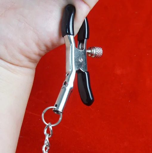 Prendedor de Mamilos e Clitóris com Corrente Nipple Clamps BDSM - Image 3